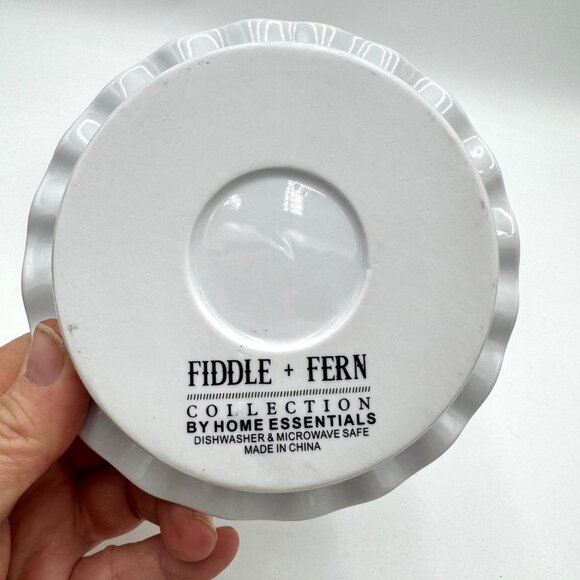 Mini White Ceramic Pie Dish By Fiddle + Fern 5" Diameter Dishwasher & Microwave - Picture 5 of 7